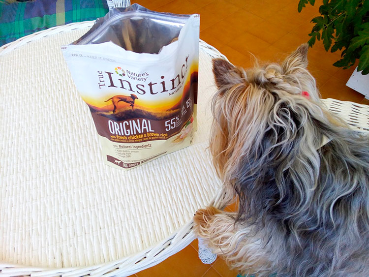 True Instinct: menjar Natural per a gossos i gats.